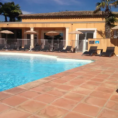 Lagrange - Bastide פארק נופש *